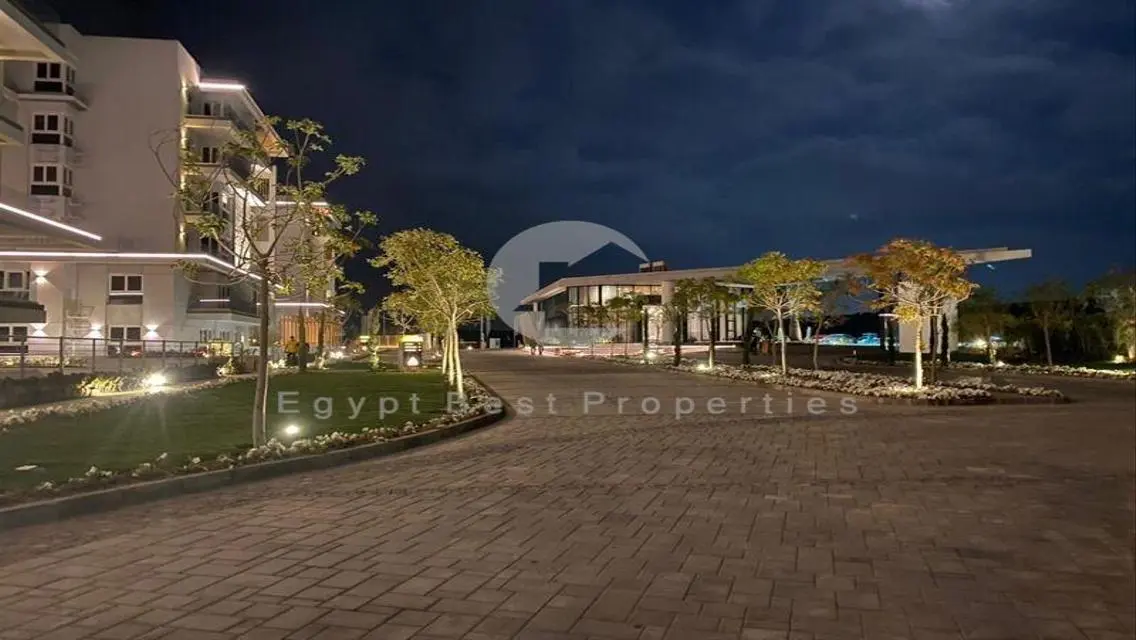 Independent villa for sale with mountain view