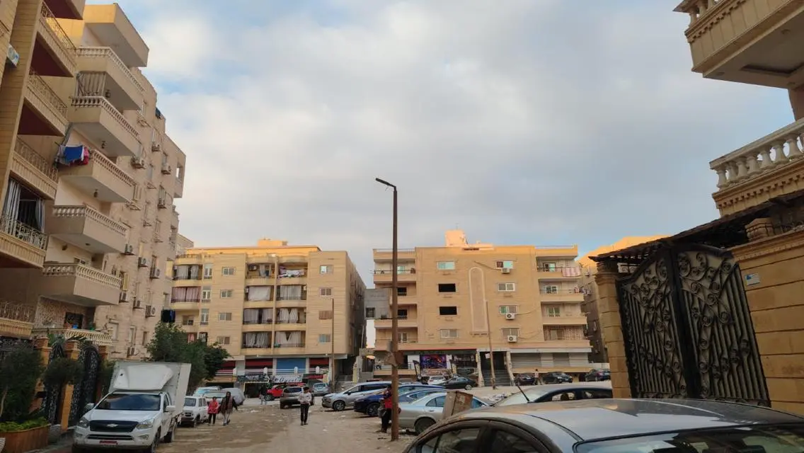 البوابة الرابعة حدائق الاهرام 200م الترا سوبر لوكس