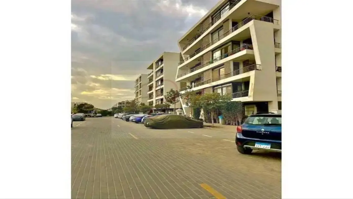 Apartment under market price-TajCity