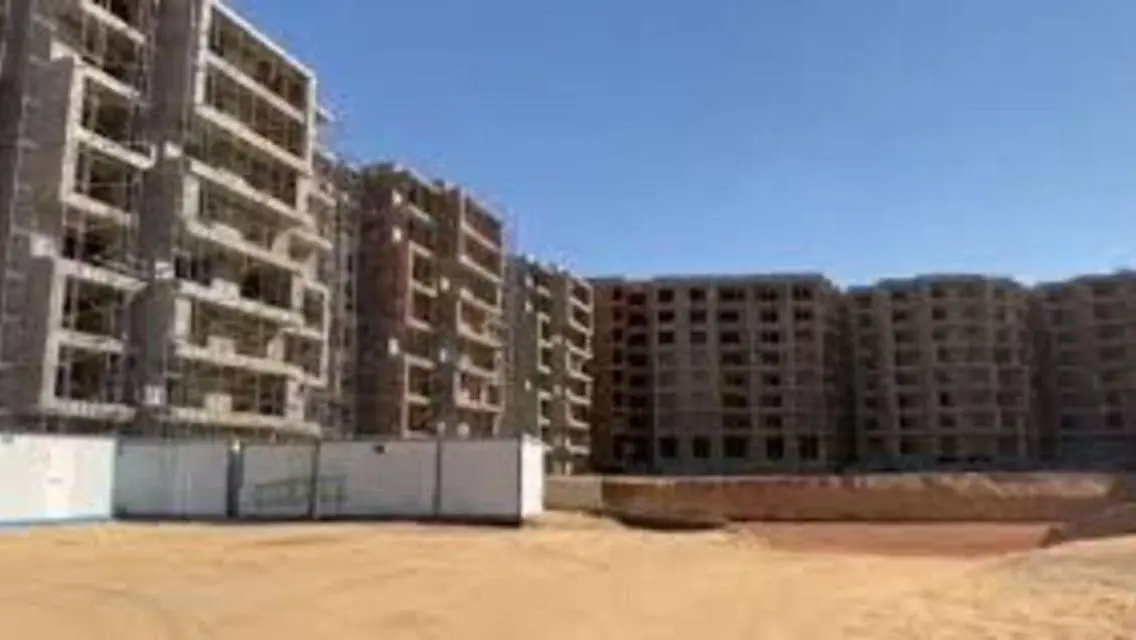 شقة فاخرة للبيع بمساحة واسعة
