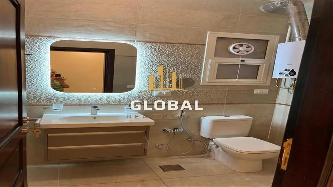 Luxury Apartment in Hyde Park 40000