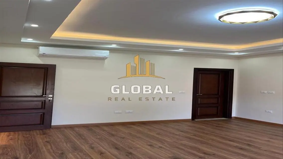 Luxury Apartment in Hyde Park 40000