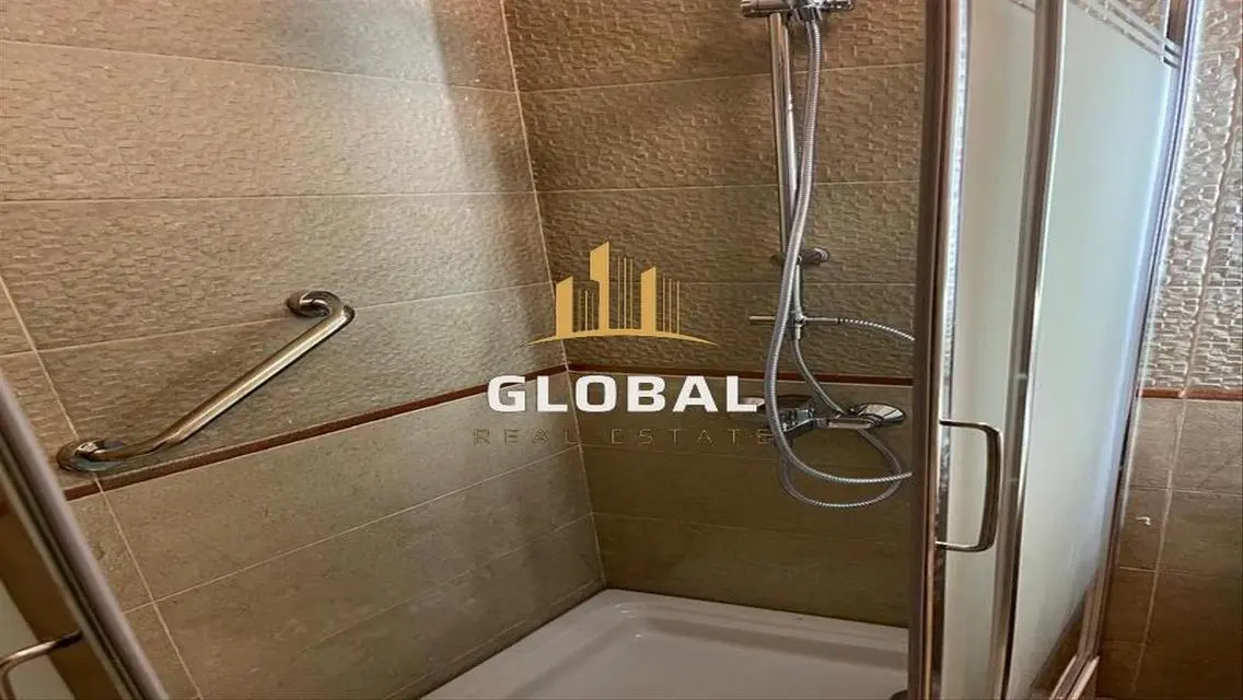 Luxury Apartment in Hyde Park 40000