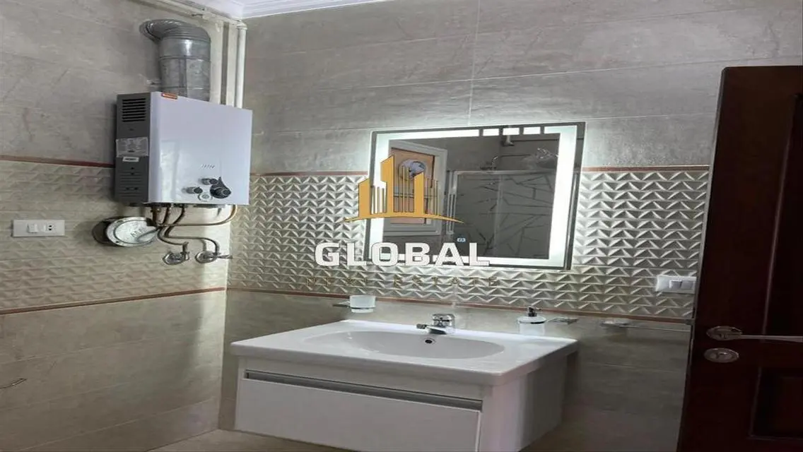 Luxury Apartment in Hyde Park 40000