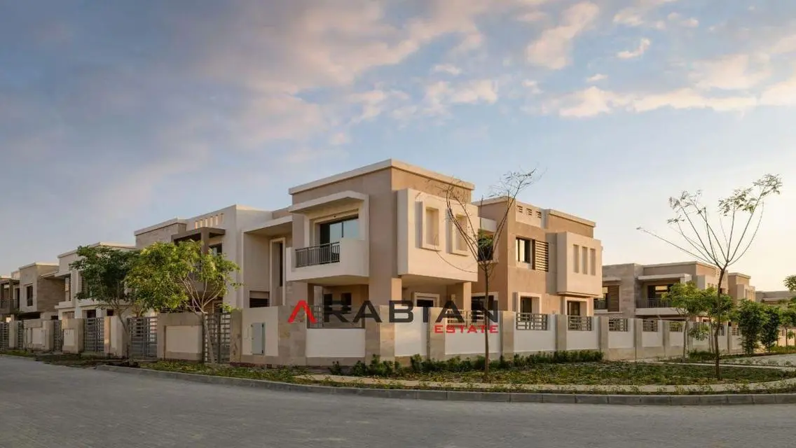 without dp lakes view villa 160m inst 12y