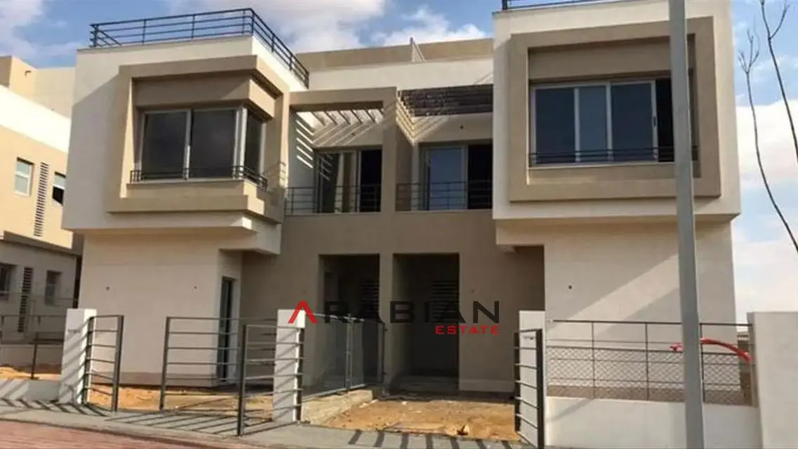 مقدم 5% تاون هاوس 225م قسط 9سنين