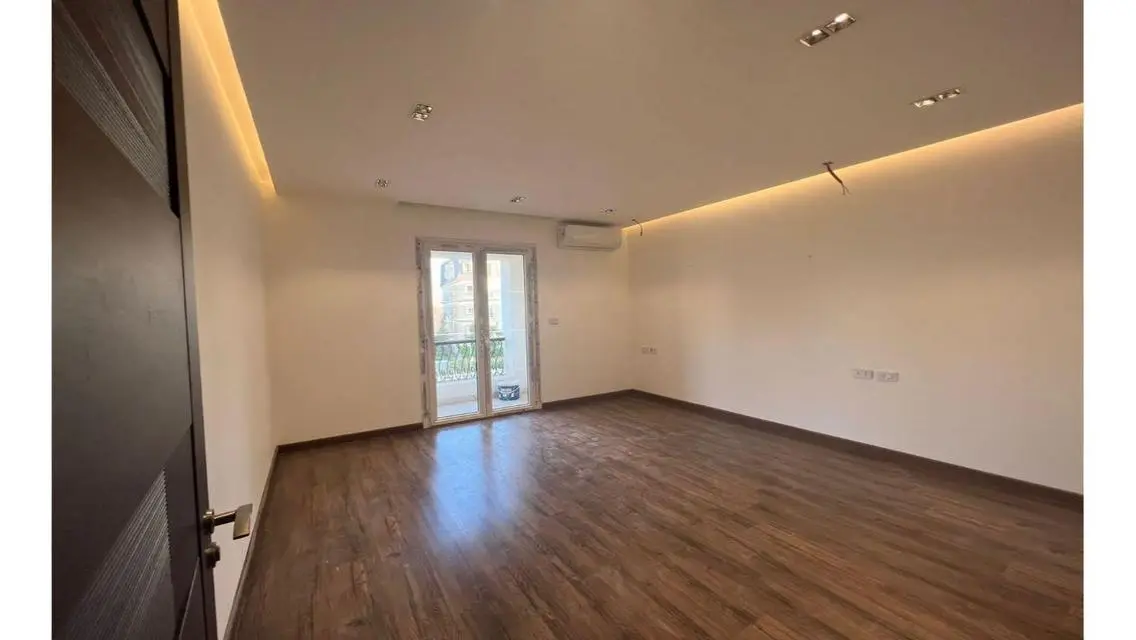 Semi furnished apartment in Mountain View Compound