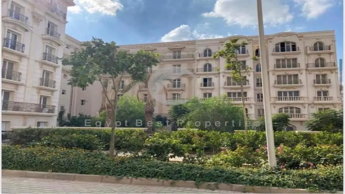 VILLA FOR SALE IN HYDE PARK NEW CAIRO\ FIRST LAUCH