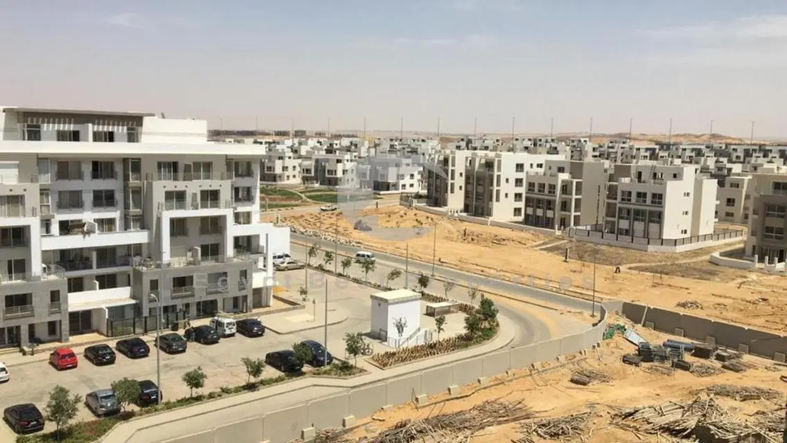 VILLA FOR SALE IN HYDE PARK NEW CAIRO\ FIRST LAUCH