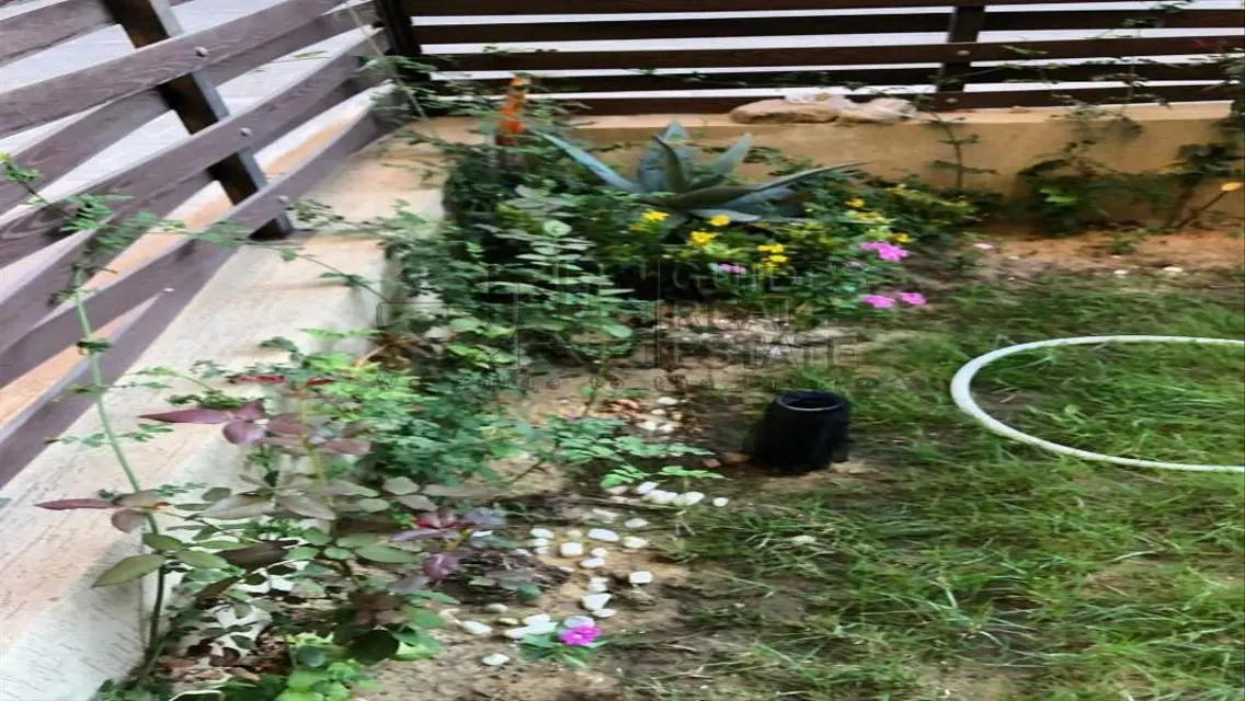 apartment with garden for sale in Green 5 Compoun