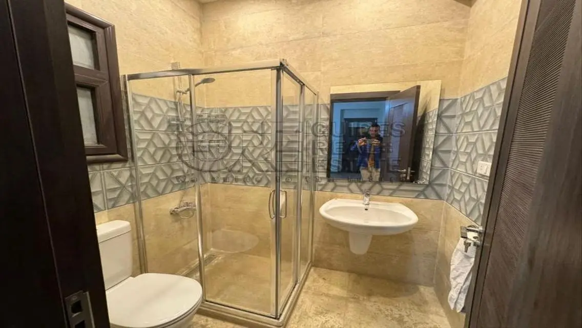 apartment with garden for sale in Green 5 Compoun