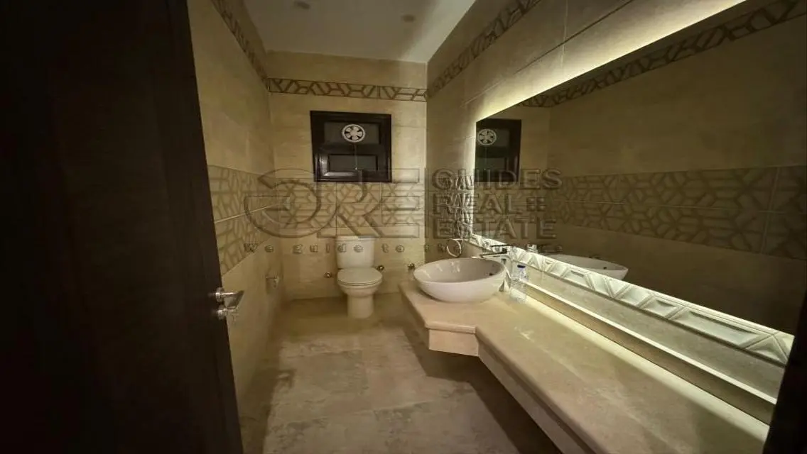 apartment with garden for sale in Green 5 Compoun