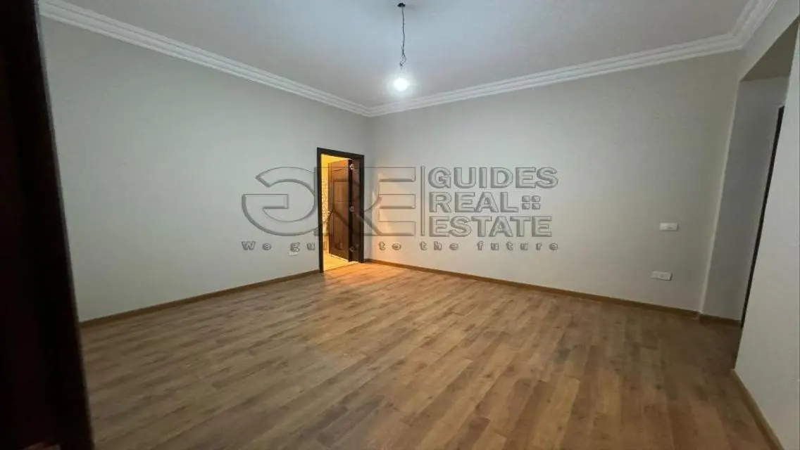 apartment with garden for sale in Green 5 Compoun