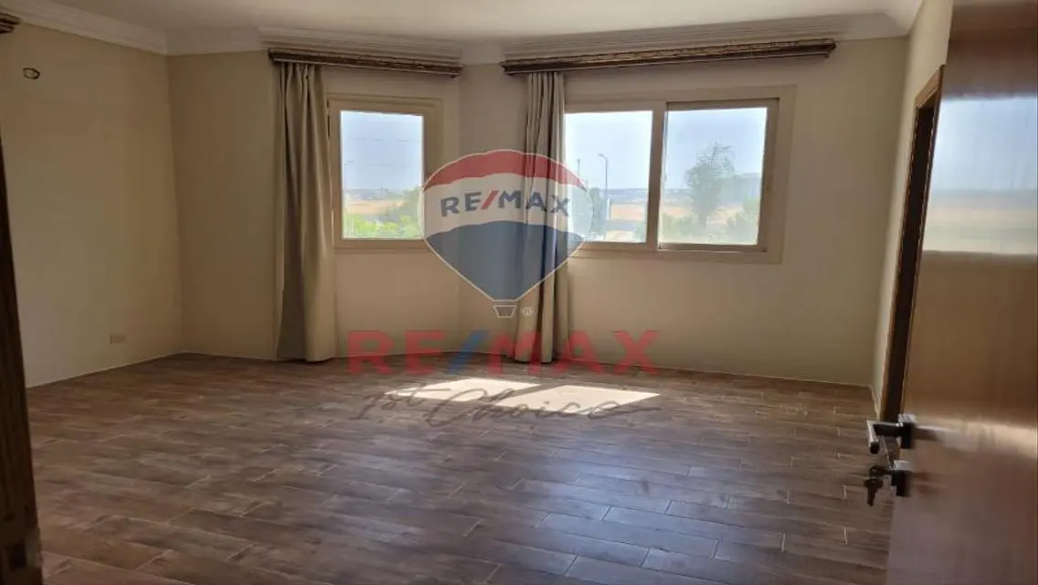 A new Super lux villa in Maxim in New Cairo