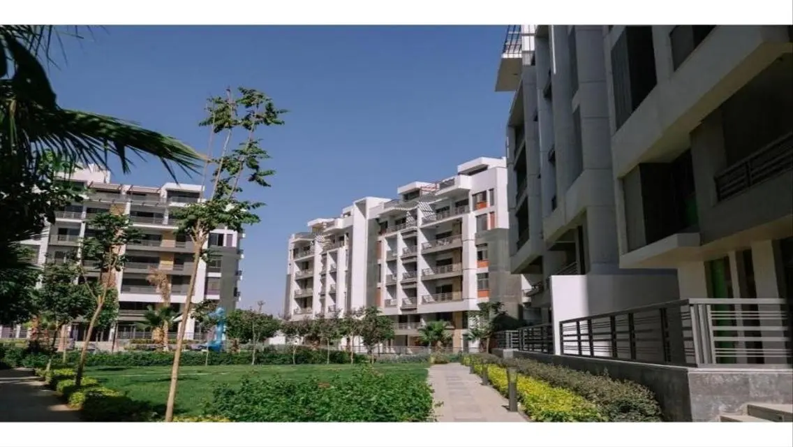 For sale 3BR Apt prime location , Fifth Settlement