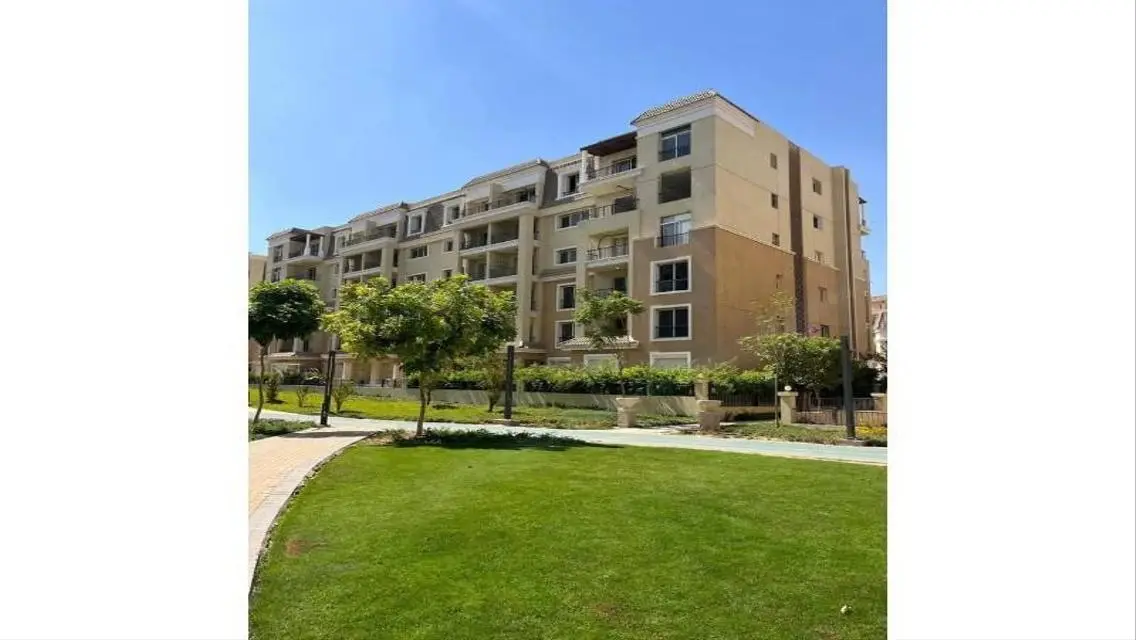 For sale duplex 4-BR / near Madinaty/ inst 12 Year