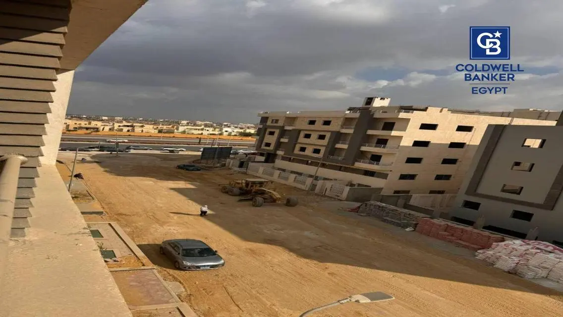 شقة ريسيل في الأندلس تاني صف من التسعين الجنوبي