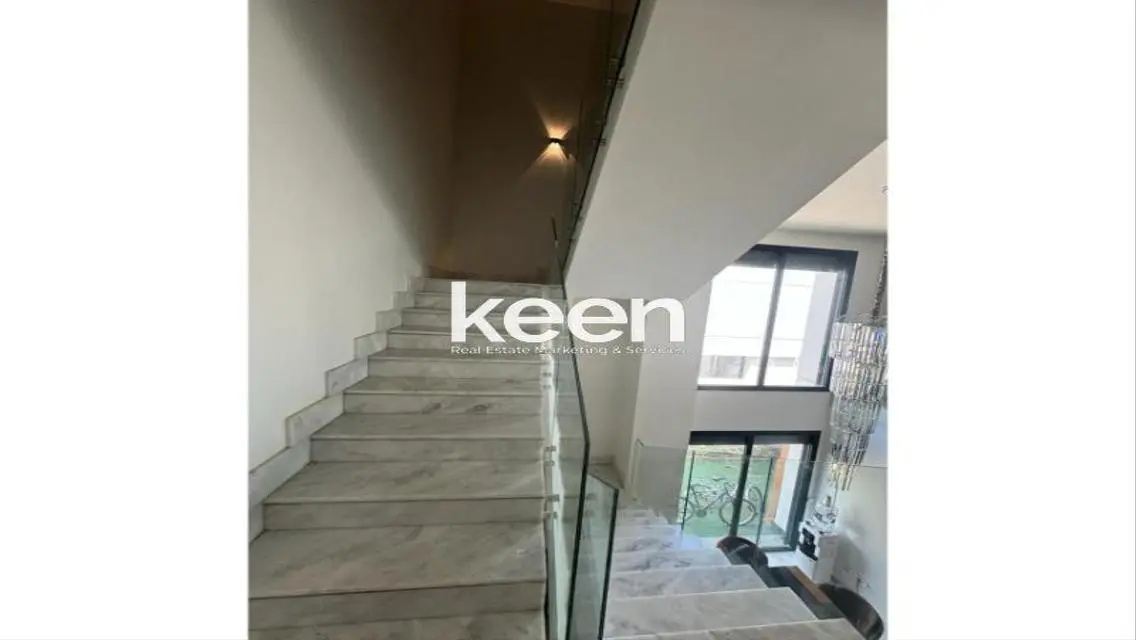 Fully furnished Equipped with ACs&amp;kitchen applianc