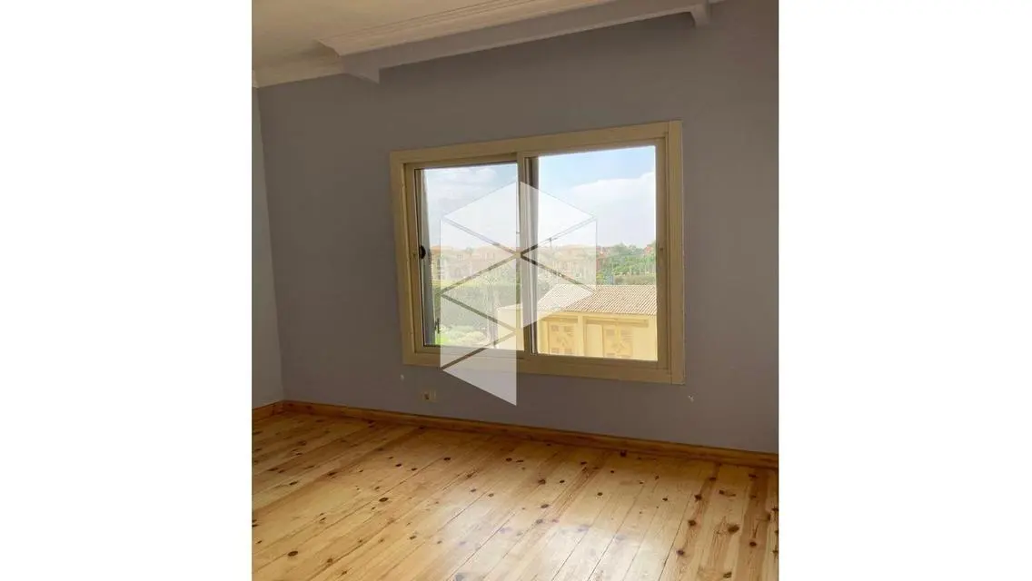 Villa with pool for rent in Katameya Heights