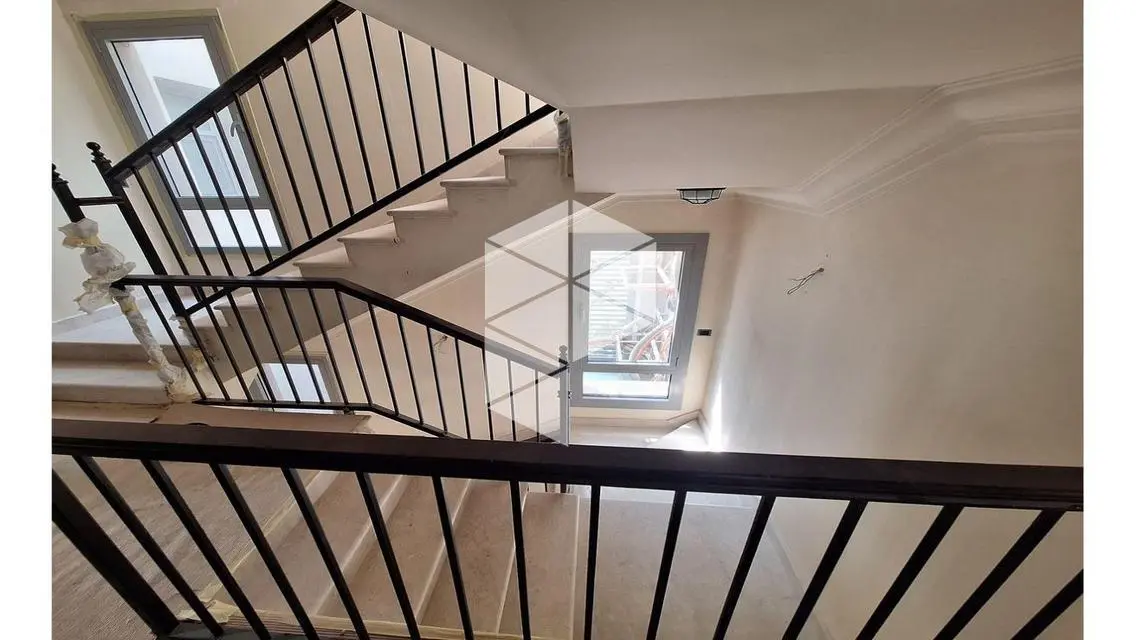 Villa with pool for rent in Katameya Heights