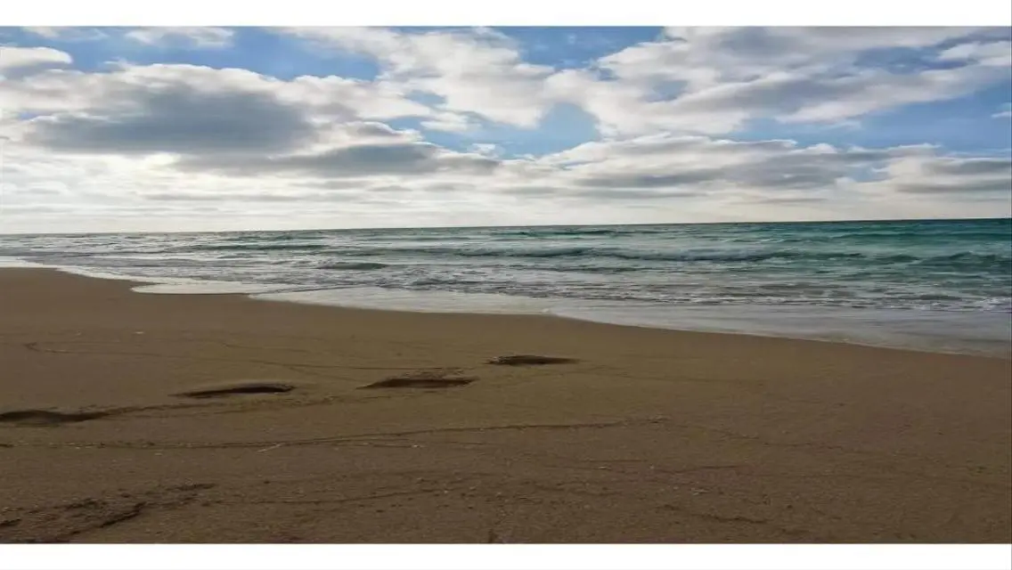 Chalet for sale  a prime location in Cali Coast,