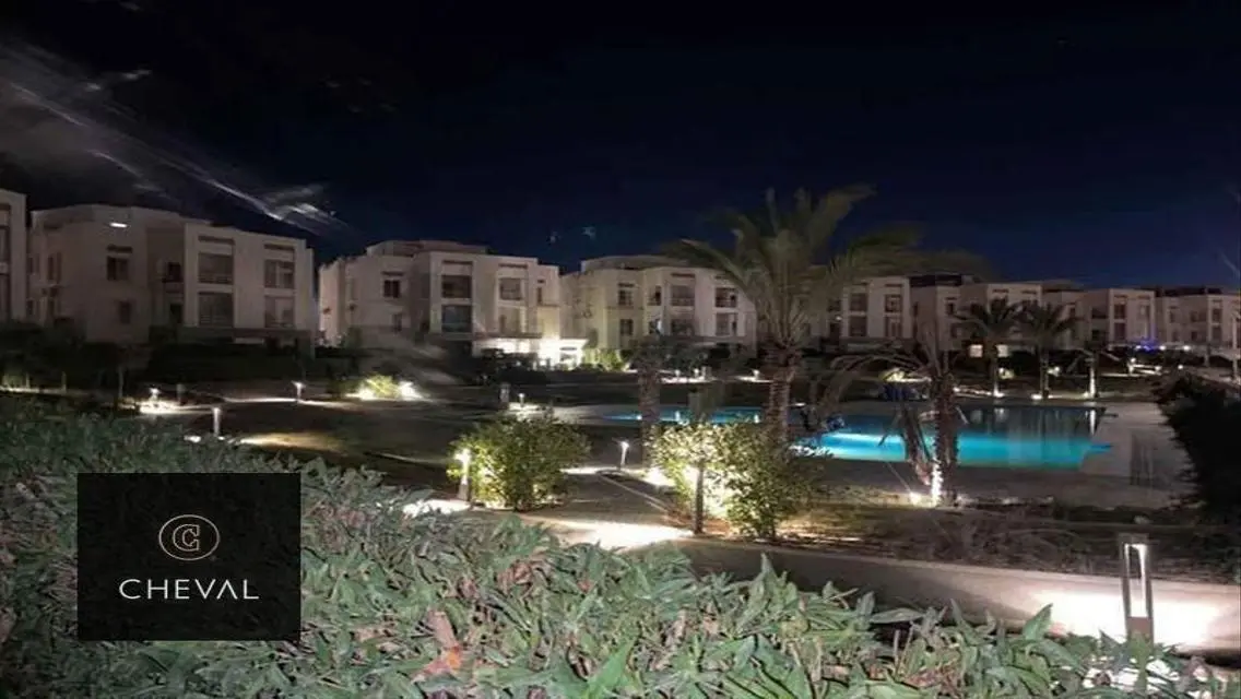 شاليه للبيع متشطب بمقدم 1,200,000 في Amwaj