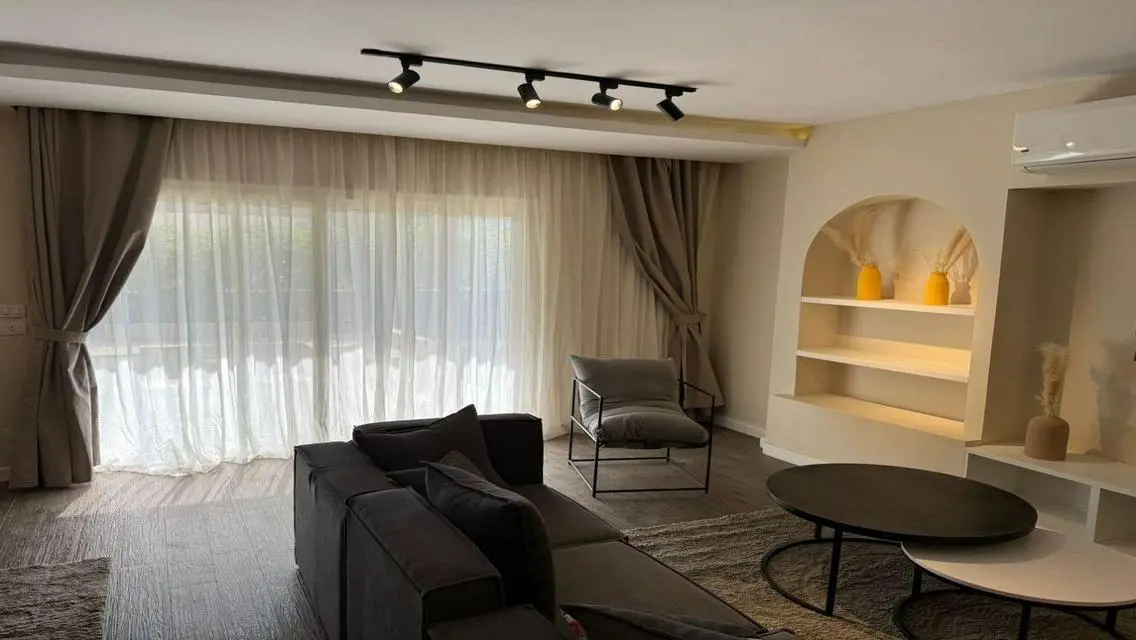 Apartment for rent in mv i city fully furnished