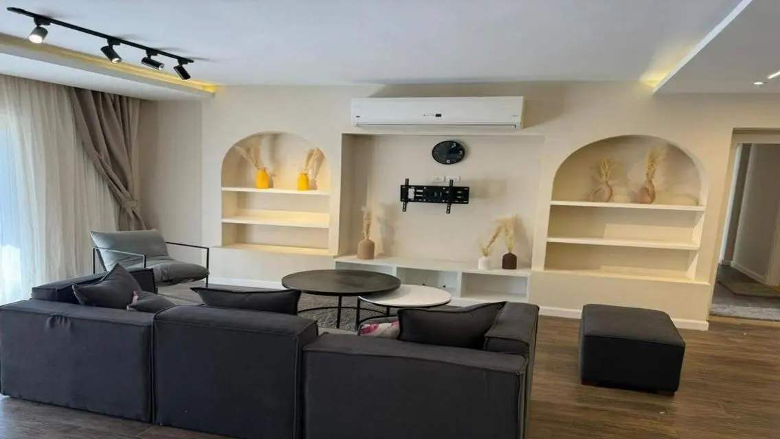 Apartment for rent in mv i city fully furnished
