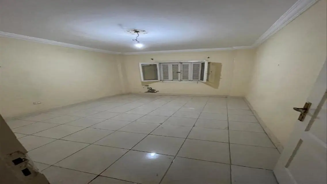 Apartment 120 sqm in Zahraa Madinet Nasr, Officers
