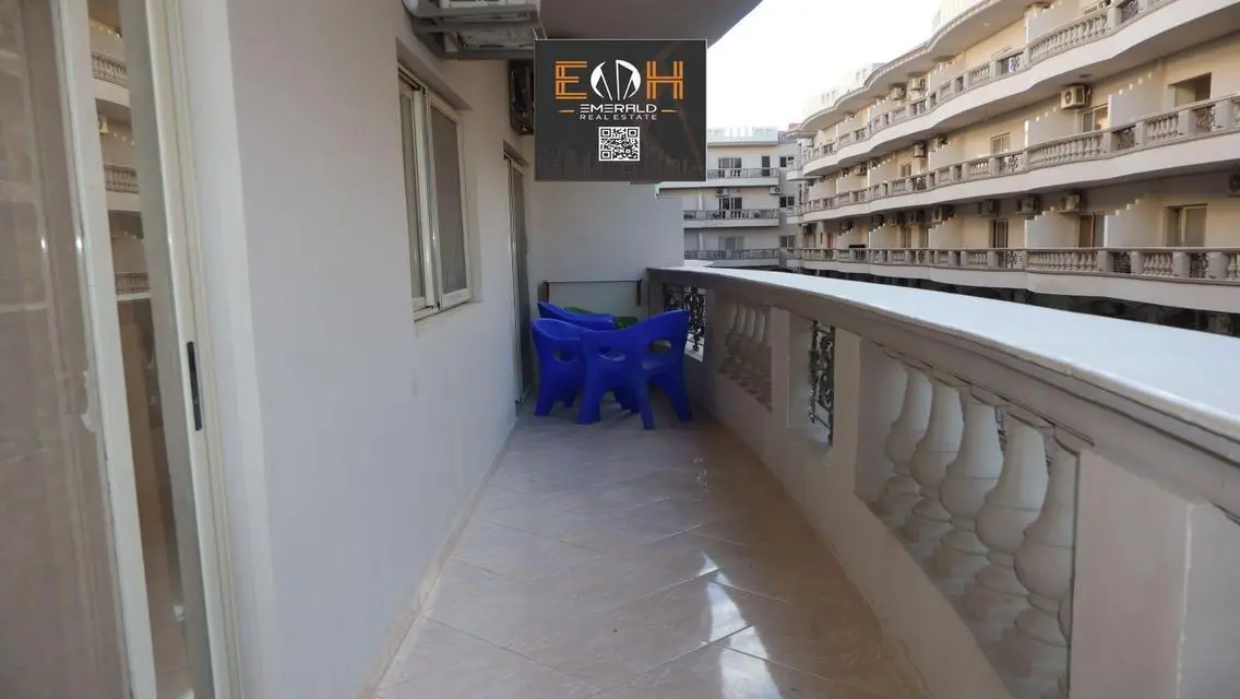 Luxury Apartment with Balcony and Shared Pool