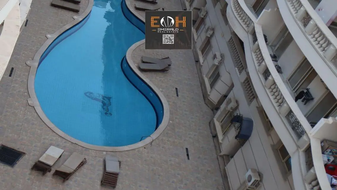 Luxury Apartment with Balcony and Shared Pool