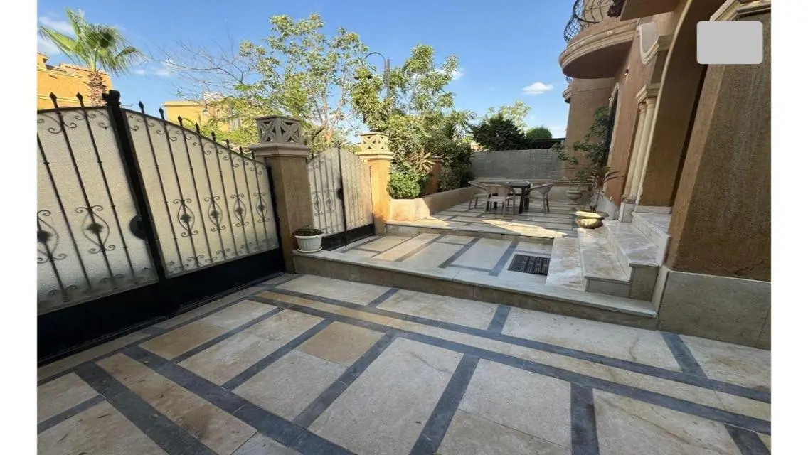 كمبوند ويست جيت _ توين هاوس _ البيع مفروش بالكامل