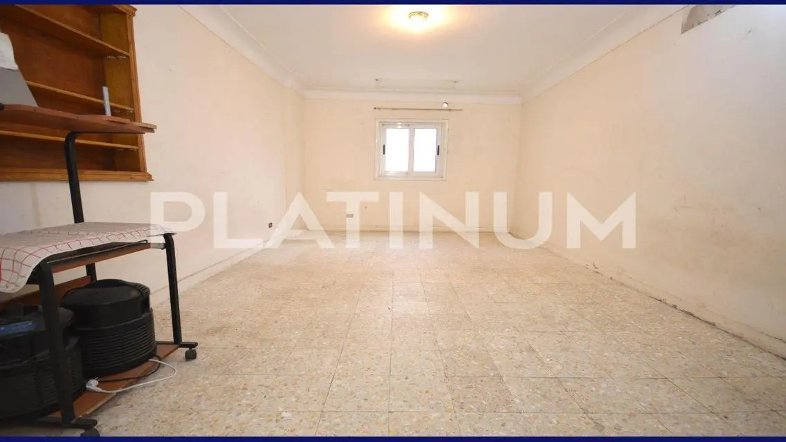 Licensed apartment for sale, 165m, Army Road (Miam