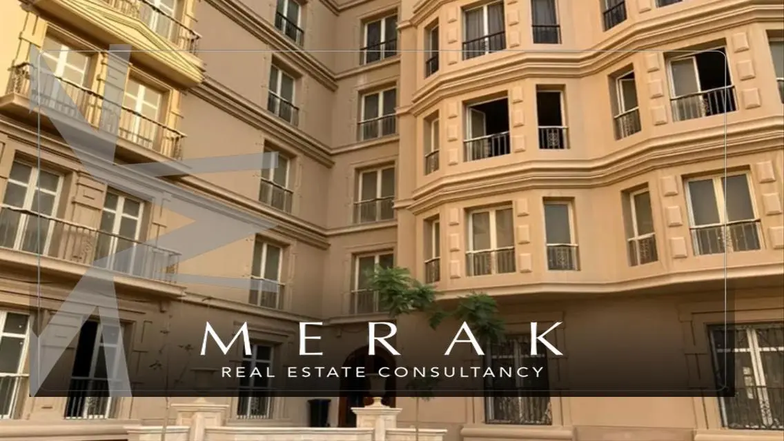 عقار فاخر بمساحة واسعة للبيع