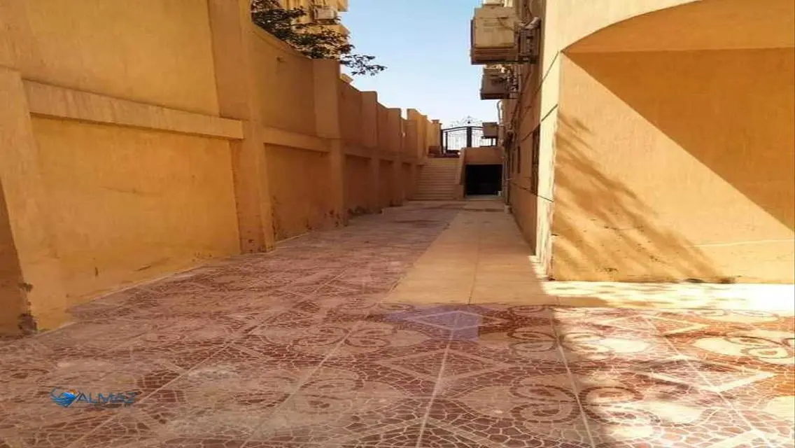 بيزمنت للايجار سكني فقط في الياسمين 3 التجمع الاول