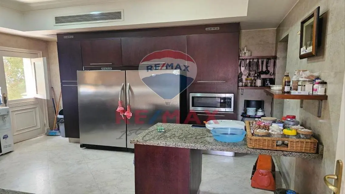A Luxurious villa for sale in SWAN LAKE New Cairo