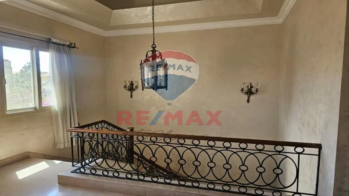 A Luxurious villa for sale in SWAN LAKE New Cairo