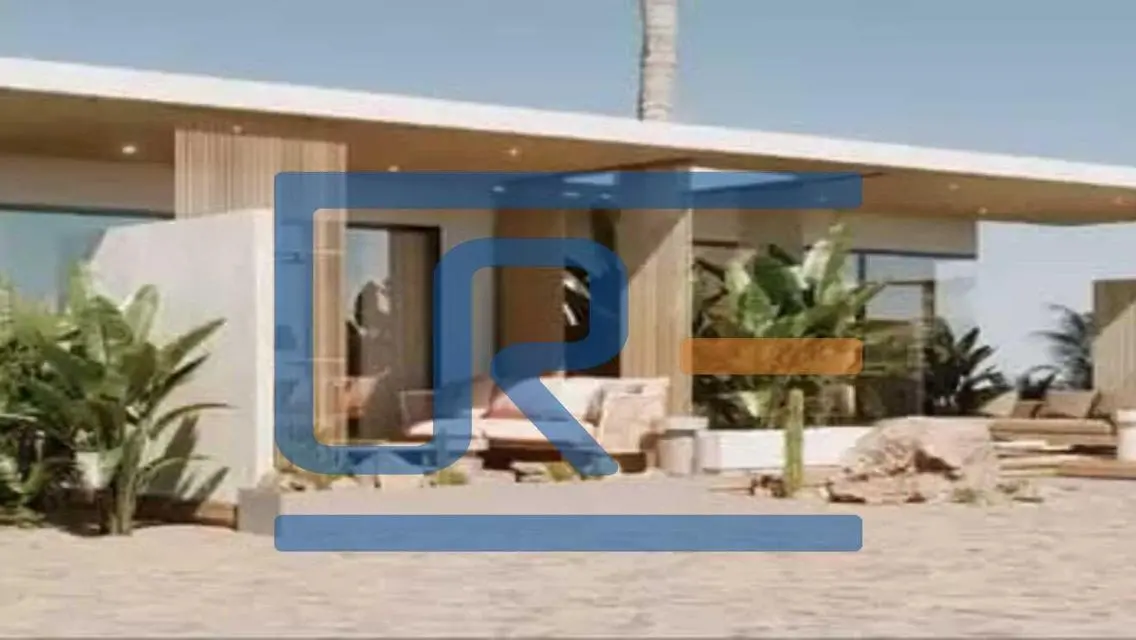 فيلا مستقلة صف اول بحر للبيع في ميسكا سوما باي