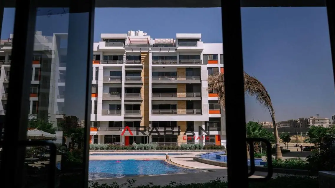 Last apt rtm installment 5y front of hydepark