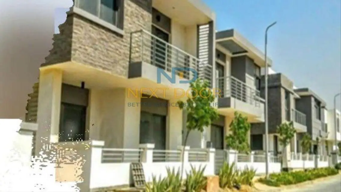 Apartment in Taj City Best Location-New Cairo