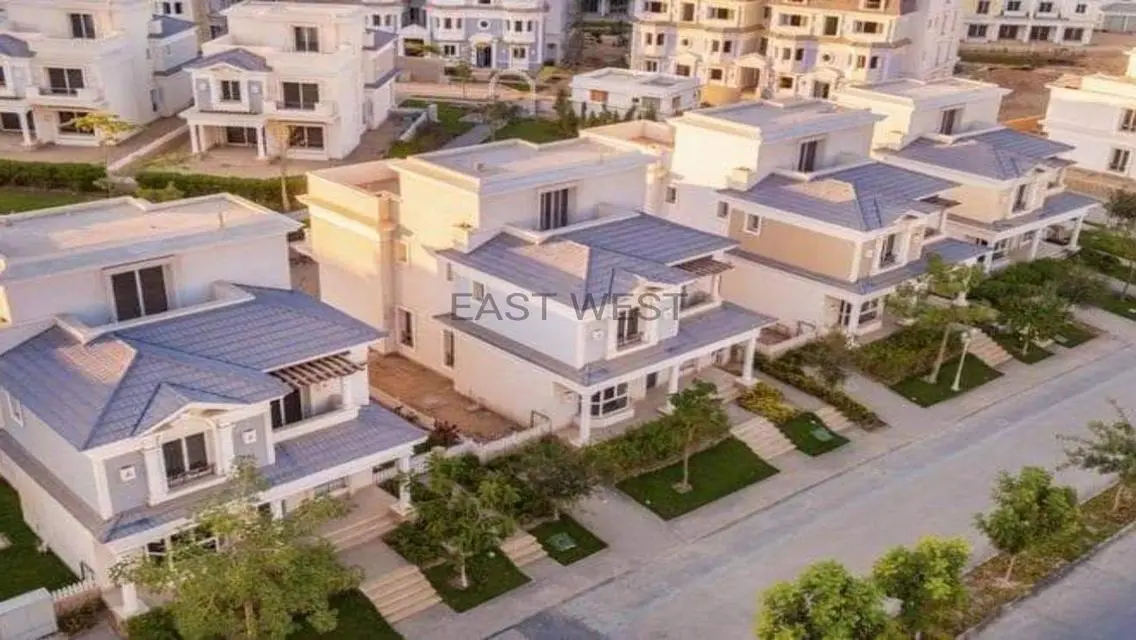 بنتهاوس للبيع بسعر محروق لقطه بماونتن فيو شيل اوت