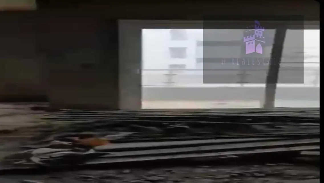 للبيع شقة كاملة المرافق فى كمبوند جامعة القاهرة