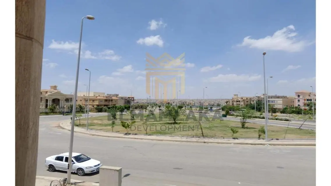شقة مميزه بجاردن 150م في فيلا – إطلالة على البستان