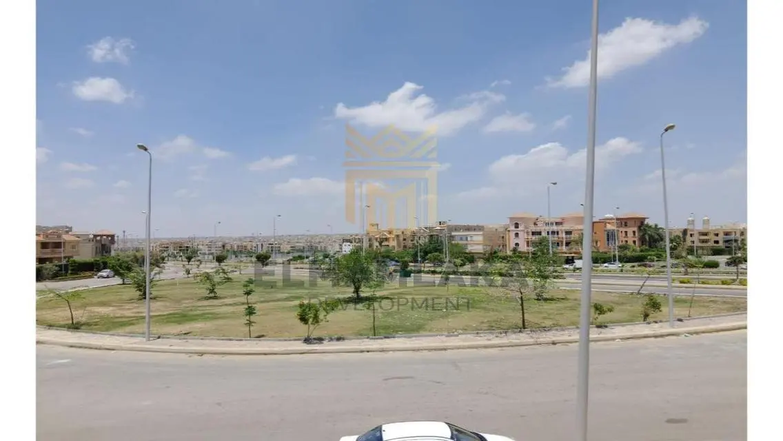 شقة مميزه بجاردن 150م في فيلا – إطلالة على البستان