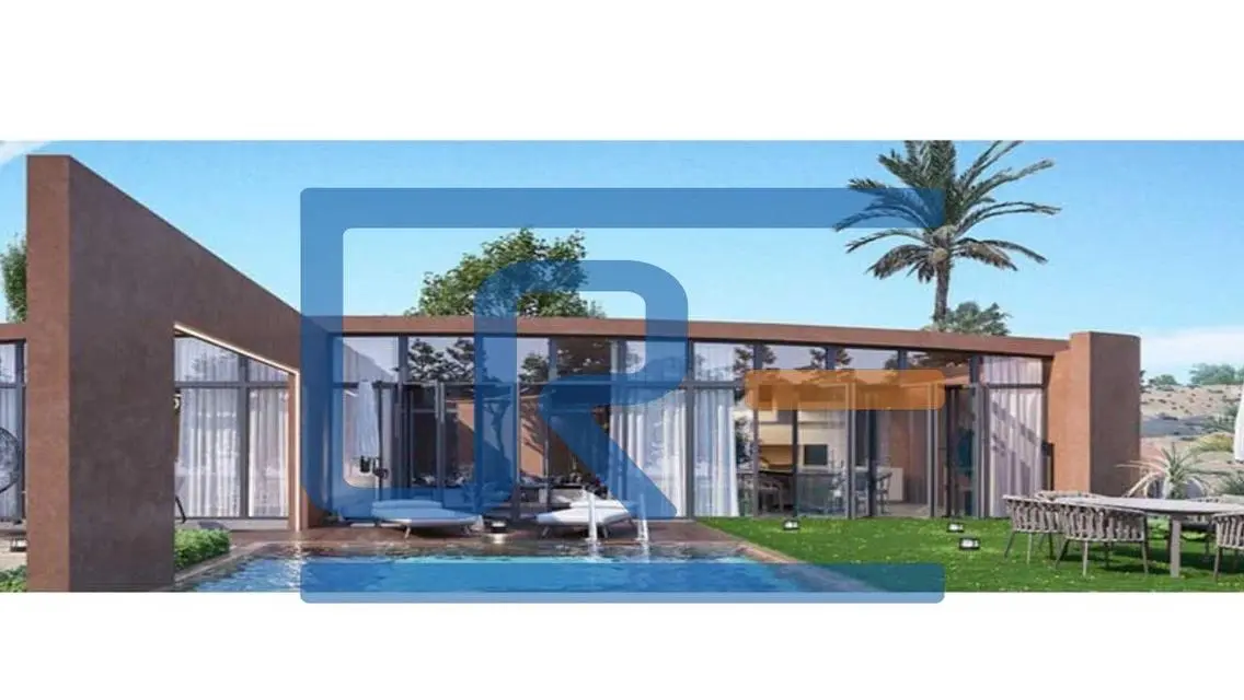 فيلا برووف متشطبة بالكامل للبيع- باي ويست سوما باي