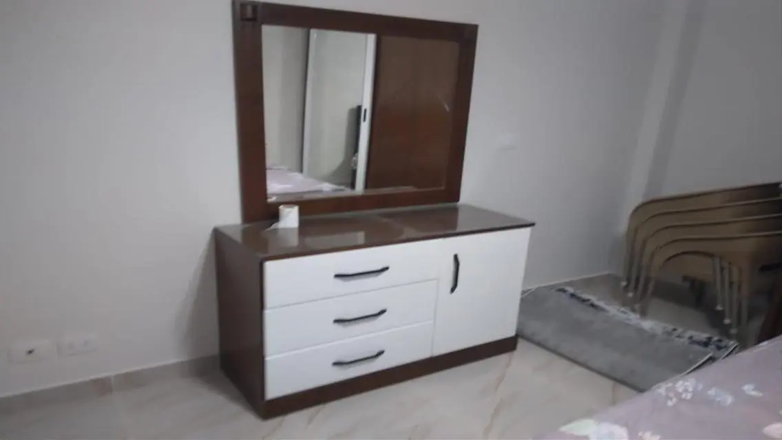 شقه للايجار مفروش في مدينتي B12 اول سكن ممتازه
