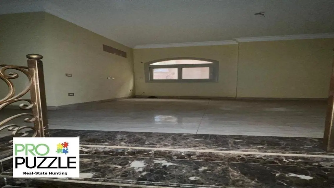 For rent duplex in yasmine villas