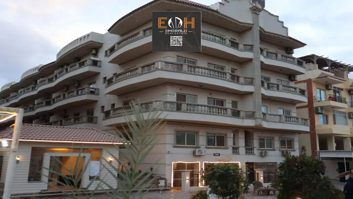 Luxury Apartment with Balcony and Shared Pool - 2632500 EGP