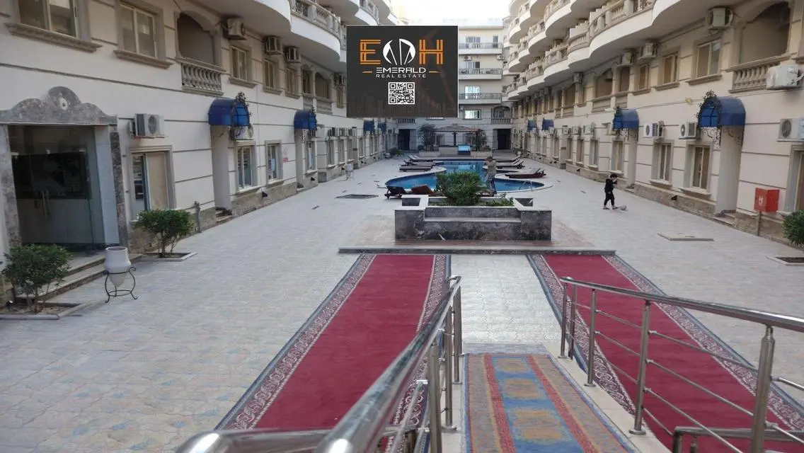 Luxury Apartment with Balcony and Shared Pool - 2632500 EGP