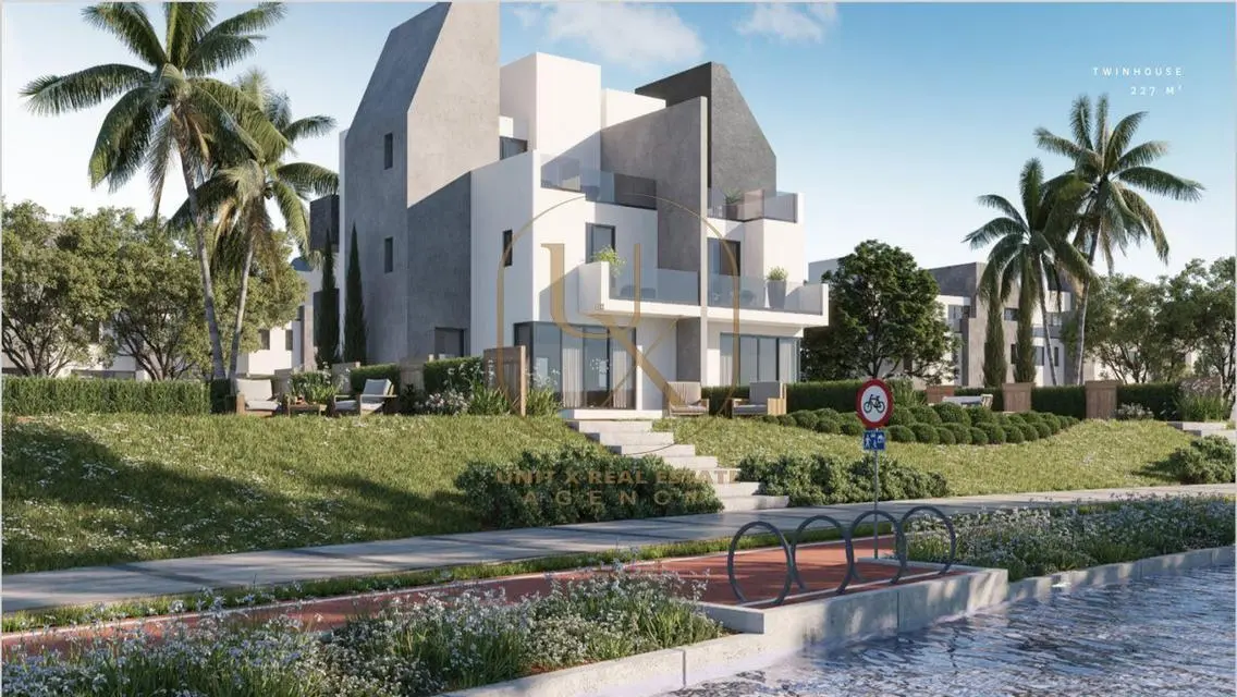 Townhouse for sale in Rivers in new zayed with10 y